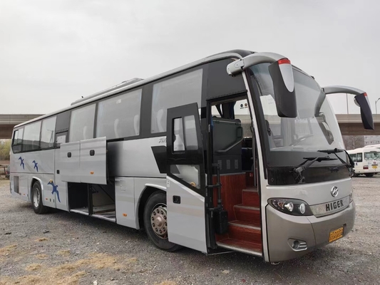 Benutzte Sitze 12 des Reisebus-54 Meter Zylinder-Maschinen-Doppeltüren-silberne Farb2. Hand höheres KLQ6125 Yuchai 6