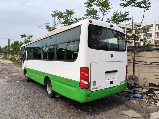 Benutzte der Reise-Bus-Hand Dongfeng EQ6731 2016-jährige 4 Zylinder Yuchai-Maschinen-130hp 29 Sitzeinzelne Tür-LHD/RHD 2.