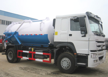 Verwendeter überschüssiger Antriebs-Modus der Wasserwagen 10m-³ Tanker-Kapazitäts-4×2 11 Tonnen nagelneue Abwasser-Saug-LKW-