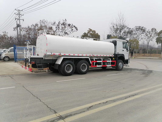 Gebrauchte Tri Axle Trucks Howo Wassertankwagen 20m³ 6×4 Fahrmodus