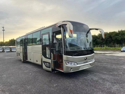 Gebrauchtbus zum Verkauf 49 Sitzplätze Blatt Frühling 2016 Jahr Mitte Tür Yutong ZK6115