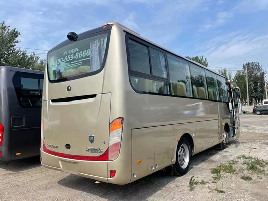 Alter Bus 35 Sitzplätze Yutong ZK6808 Gepäckträger Manuelles Getriebe mit Klimaanlage