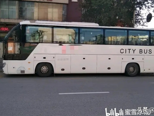 Gebrauchtbus 2018 Jahr Yutong Bus ZK6122 Doppeltür 56 Sitzplätze Spring Leaf LHD