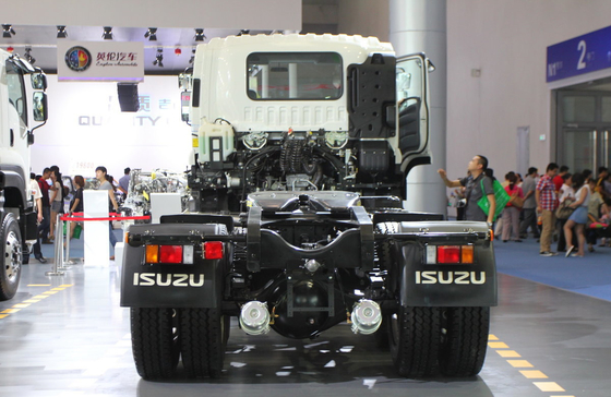 Lkw Traktor Flachdach Kabine ISUZU Pferdekopf Anhänger 6*4 Antrieb 350 PS Euro 4 Emission