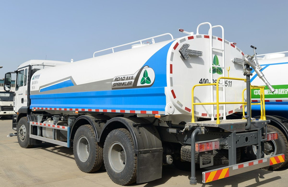 Sprinkler-Wasser-Tanker Lkw 6*4 Sinotruck Sitrak 14m3 Kapazität Tanker 9,5 Meter Länge 10 Räder