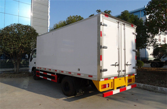 2 Material-Multi-Modell-Multi-Marke der Tür-100P 72kw medizinische Diesel-des Kühlfahrzeug-98km/H