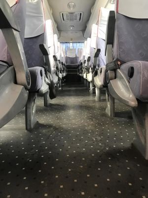 Reisebus Kinglong Marke benutzter Sencond-Handbus XMQ6898 39seats mit Wechselstrom-Heckmotor-Blau-und weißefarbguter Zustand