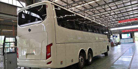 Neues benutzte Dieselreisebus Front Cummins Engine Buses Marken-Doppelt-Axle Euros II 58-70 Sitze goldenen Drachen XML6125