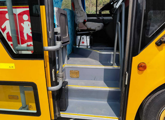 41 Sitze 2014-jähriges verwendetes Yutong transportiert ZK6729D Fahrer Steering No Accident des Dieselmotor-verwendeten Schulbus-LHD