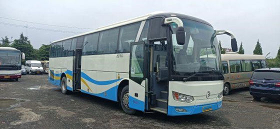 Benutzter Reisebus für Afrika verwendete goldene Airbag-Fahrgestelle-niedrigen Kilometer Dragon Bus Yuchai Rear Engines 233kw 53seats Euro-IV