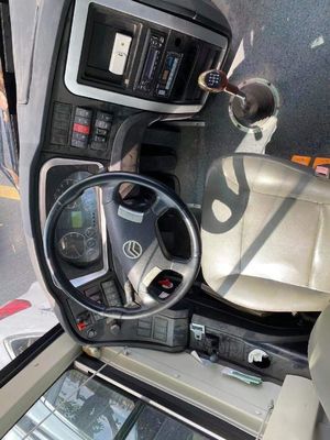 Benutzte goldenes Dragon Buss 41 einzelne Tür Sitzgutes Zug-Bus Airbag Chassis-Euro-IV