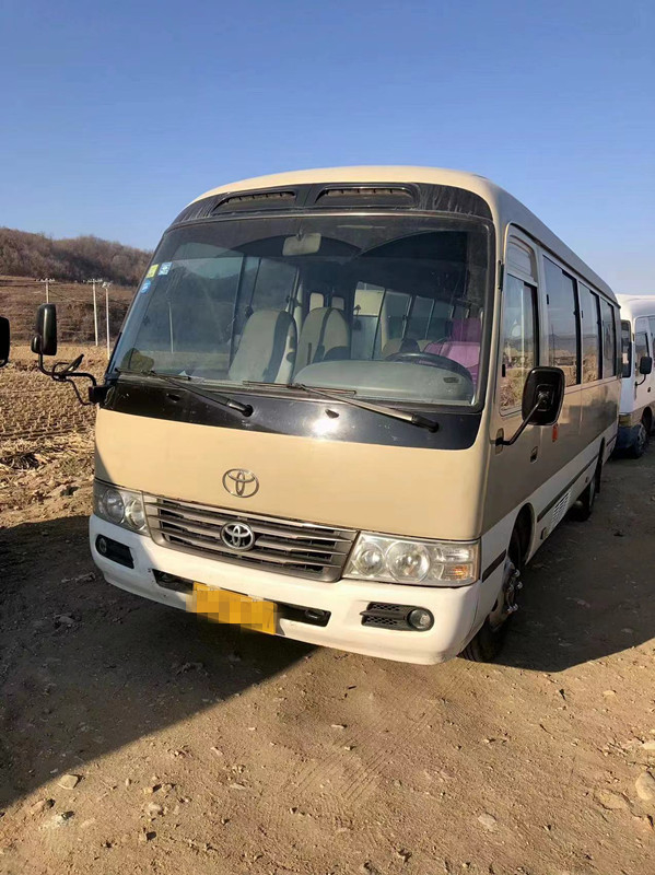 26 Sitze verwendetes TOYOTA-Küstenmotorschiff Mini Bus Passenger Tourism Bus mit elektrischer Tür