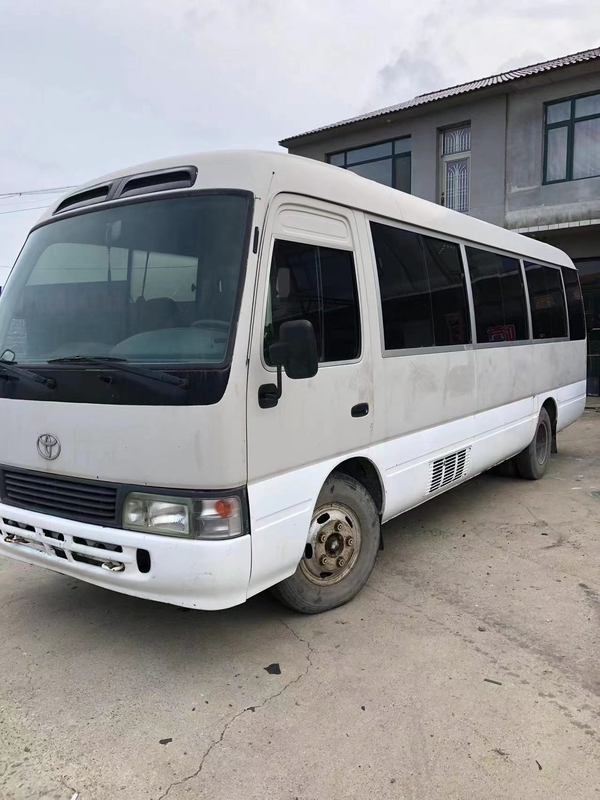 Gelassener Hand-Antrieb benutzte Toyota-Küstenmotorschiff-Bus Front Engine 30-Sitze- Bus für Geschäft
