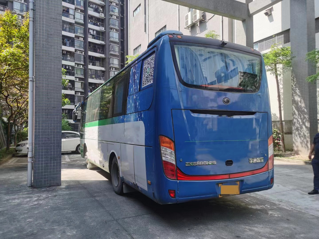 39 Sitze benutzter Zug RHD Yutong-Bus-ZK6888, der Dieselmotoren für Transport steuert