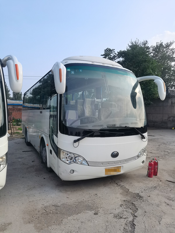 39 Sitz-ZK6908 benutzter Yutong-Bus für den Transport, der Dieselmotoren LHD steuert