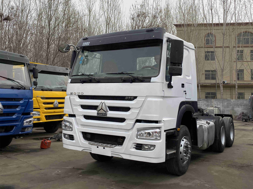 HOWO benutzte Traktor-LKW 6*4 ließ Hand-Antrieb 375/371hp 2019-2020
