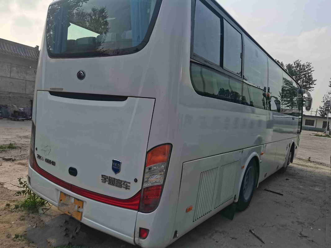 China Yutong benutzte Motorschild-Frühlings-Suspendierung des Reisebus-ZK6908 des Personenwagen-39seats 180kw Yuchai