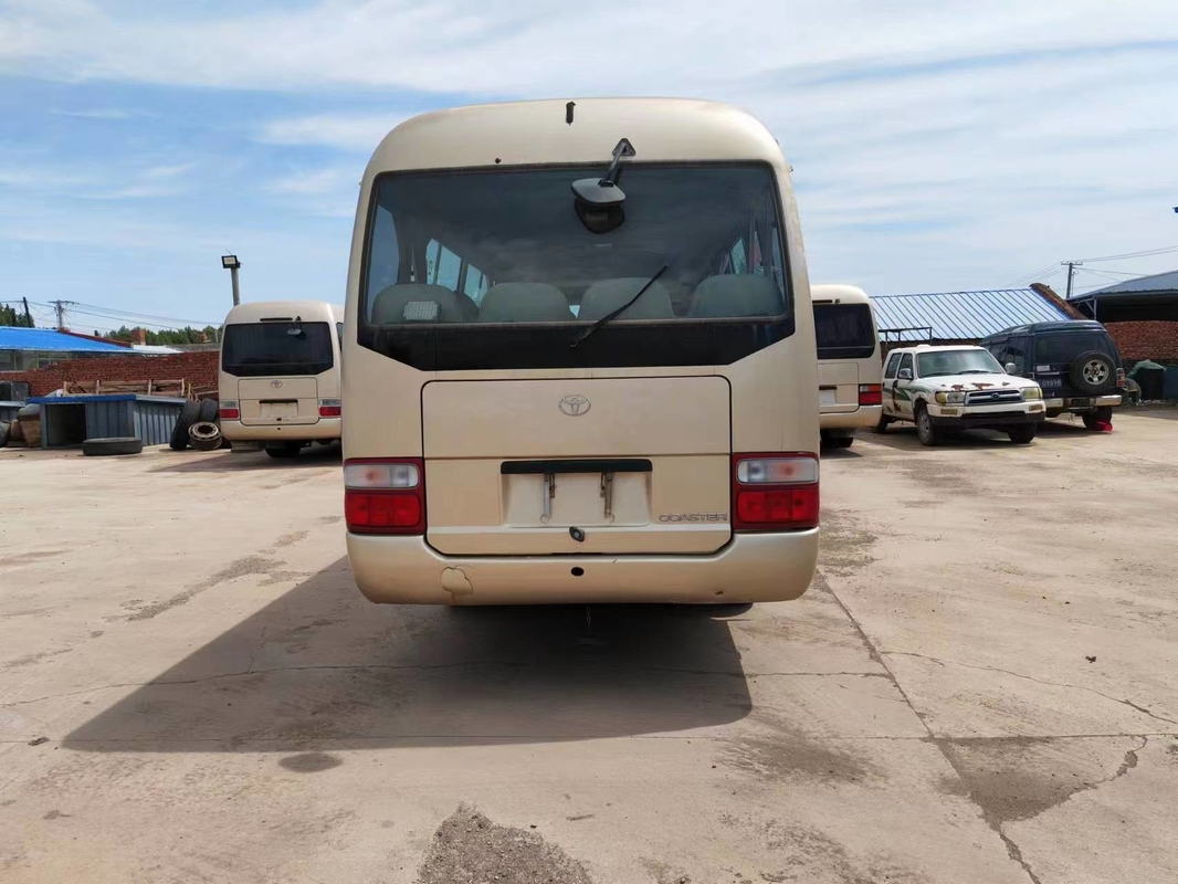 2017-jähriger 29 Sitze benutzter Toyota-Küstenmotorschiff-Bus mit Diesel-Maschine 1Hz mit Falttür