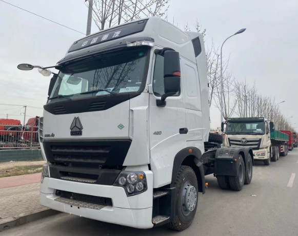 Traktor-LKW 6*4 HOWO A7 benutzte Hand HOWO 371hp 30tons Tipper Truck des Dieselmotor-zweite