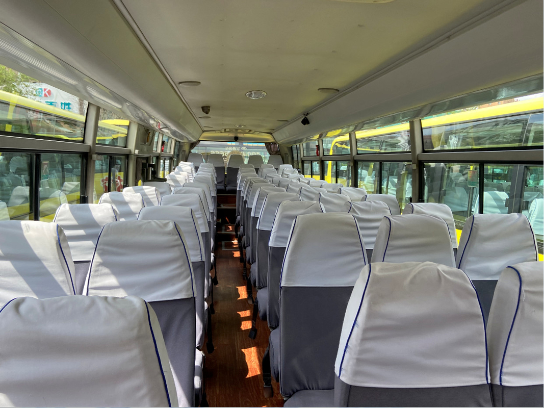 RHD/LHD verfügbares verwendetes Yutong transportiert Zug der 3+2-Sitze- Plan-Diesel-60 Sitzyutong