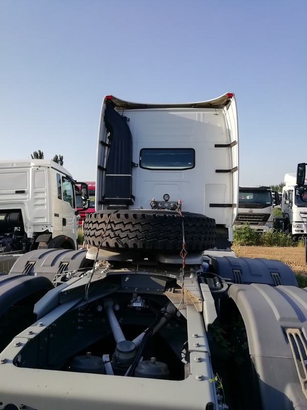 Traktor Sinotruk 6x4 420hp der harten Beanspruchung 10 des Geschäftemacher-HOWO A7 Traktor-LKW-Kopf