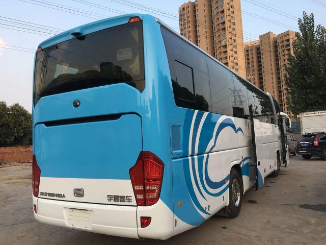 Zk6122 LHD verwendete Yutong transportiert 2015-jährigen 50 Sitzdieselmotor 125km/H Max Speed