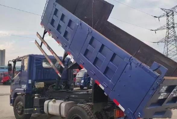Kipplaster-Kipper-Tipper Withs 8ton Foton Forland 4X2 kleine Kapazität für Verkauf