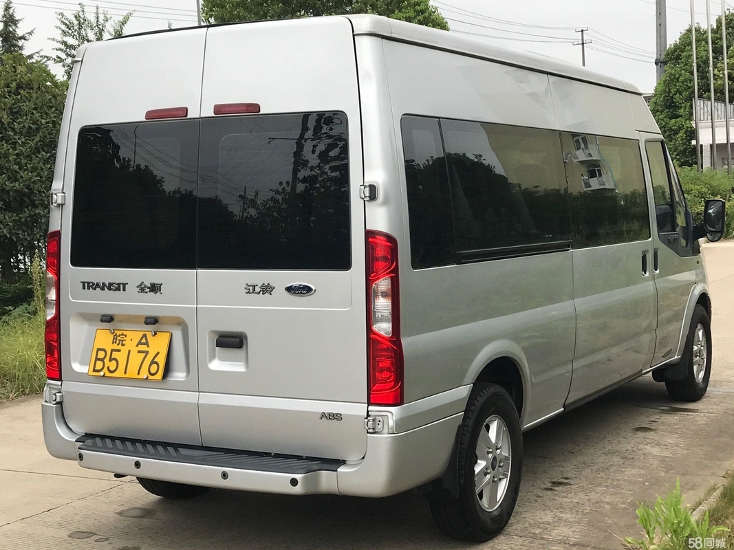2015-jährige 15 Sitze benutzte Ford Buses Mini Bus Diesel-Maschine mit Luxus-Seat