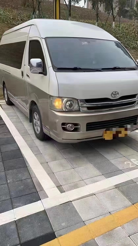 2018 Jahr 13 Sitze Gebrauchter Minibus mit Frontmotor Toyota Hiace Bus mit Hochdach