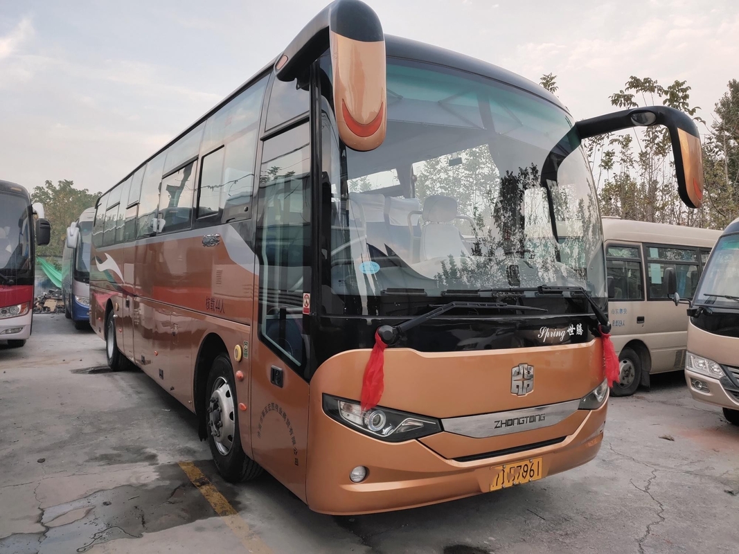 LCK6100 44seater benutzte Türen die Trainer-Zhongtong Bus Yuchai-Maschinen-zwei, die Hand-Antrieb gelassen wurden