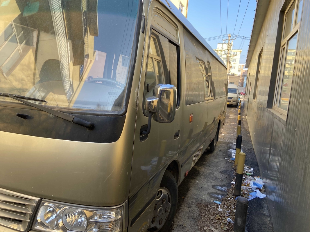 Benutzte Dieselmotor-2. Hand-Mini Buss 1HZ Mini Vans Toyota Coasters 29seats Maschine