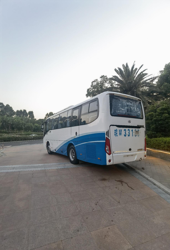 Luxus- Sitzetrainer-Bus 40 passagier-Innenstadt-Bus Kinglong Rhd Lhd Dieseleuro-3 für Verkauf