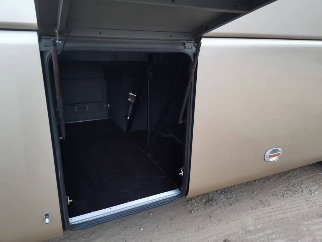 Luxustrainerbus benutzte Bus des yutong 47 Sitzpassagiertransportbusses zweite Handfür Verkauf