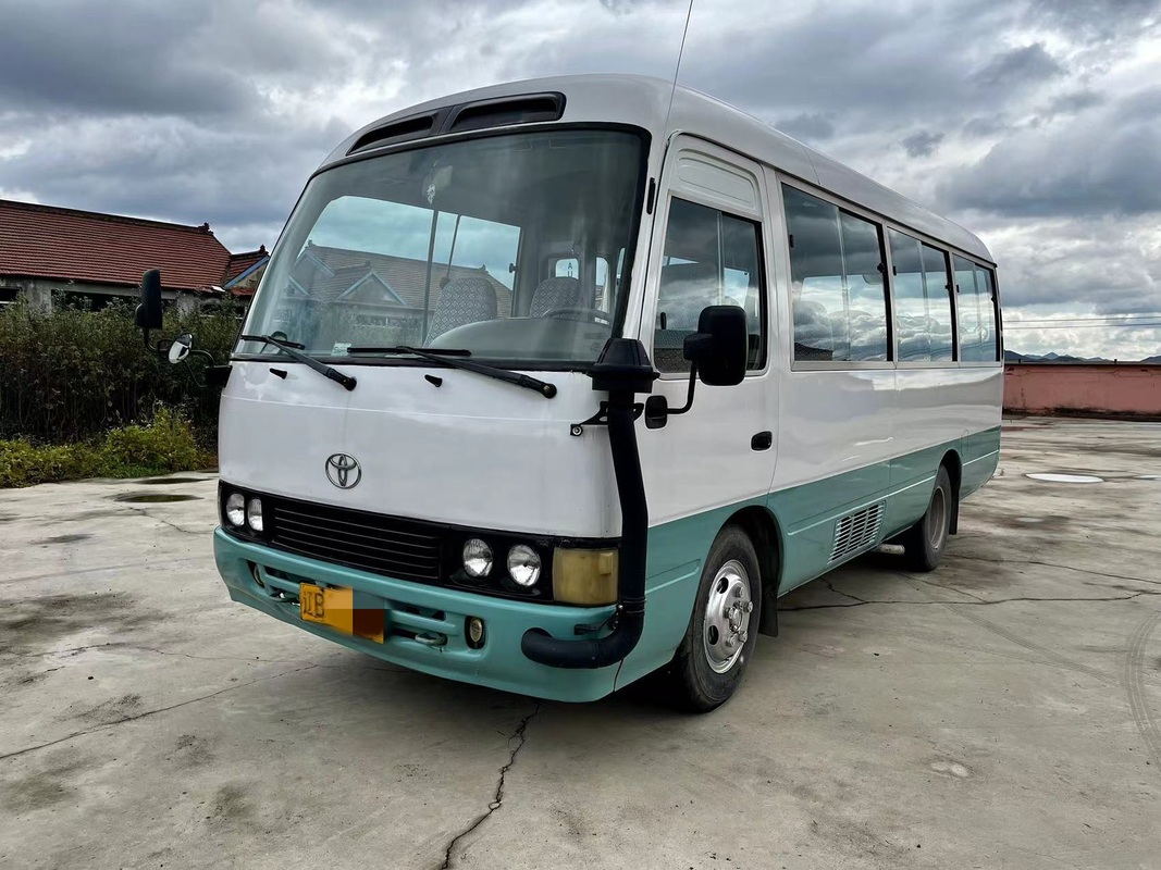 Benutzter Handküstenmotorschiff-Bus 6m des Toyota-Küstenmotorschiff-Bus-14B des Dieselmotor-zweite 26 Sitze