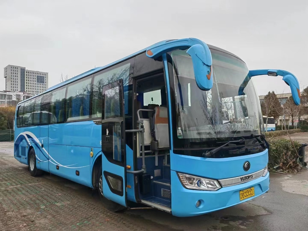 Benutzte Türen Trainer-Bus Double Glasss Yutong Zk6115 60seats Yuchai Maschinen-zwei mit Klimaanlage