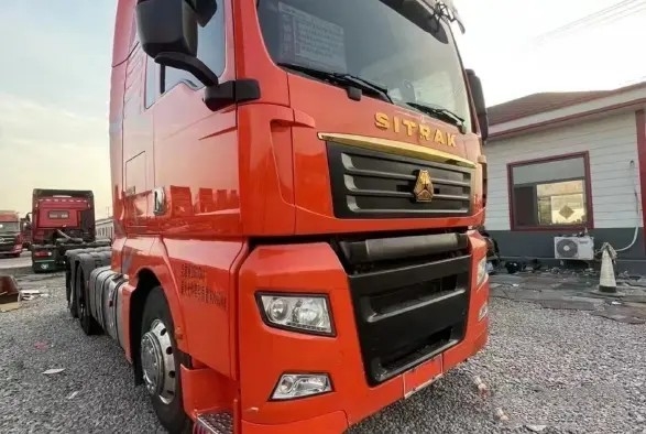 Benutzte Diesel-des Traktor-LKW-540hp 6×4 Zylinder LKWs Sinotruck Sitrak Antriebs-des Modus-sechs in der Linie