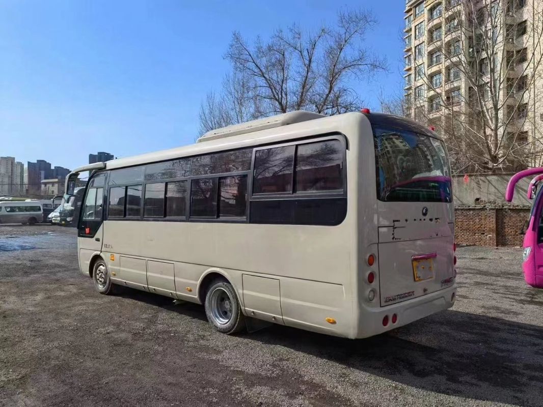 Benutzter 2017-jähriger zweite Handpassagier-Bus-Front Yuchai Engines Yutong-Bus gleitendes Windows 27 Sitze