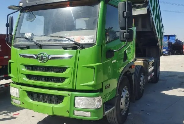 Benutzter bewerteter schneller LKW des LKW-Dump-220hp 6×2 der Lasts-24.5t des Getriebe-zweite der Handjiefang