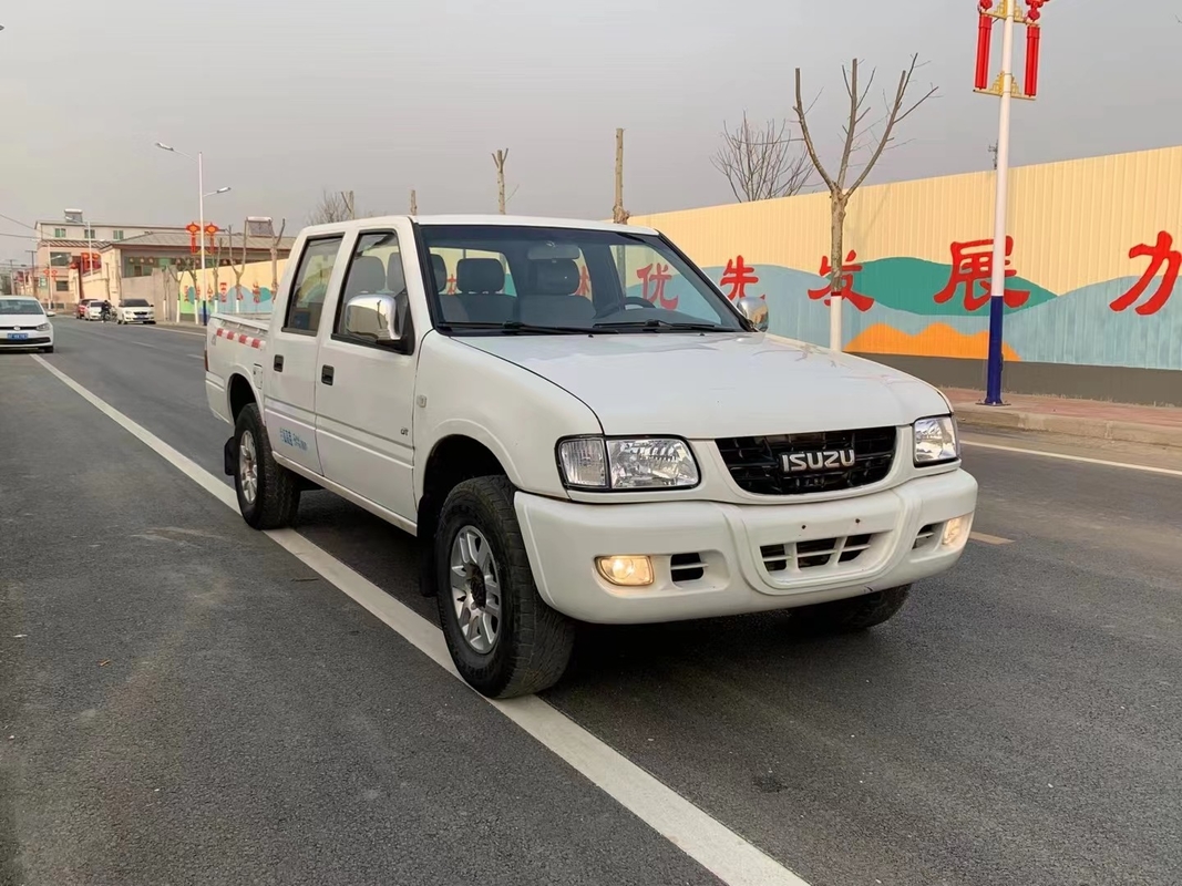 Fahrer-Mode Diesel Engine-EURO III zweite Hand-Isuzu Truckss 4×4 Sitze Isuzu Pickup Emissions-5