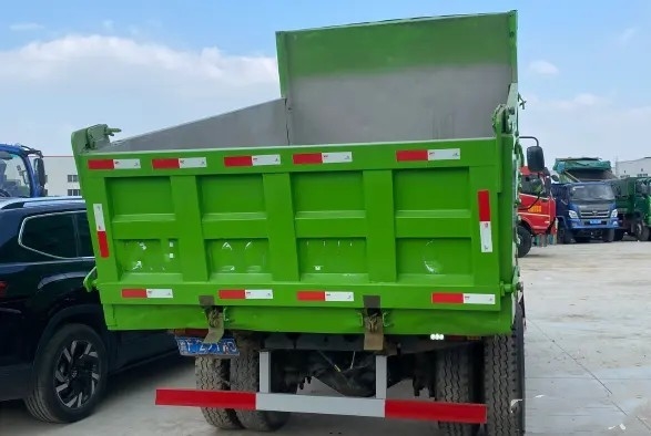 Getriebe-bewertete Last 15.37t des Bergbau-Kipplaster-150hp 4×2 schnelles grüne der Farbeshacman SX3310