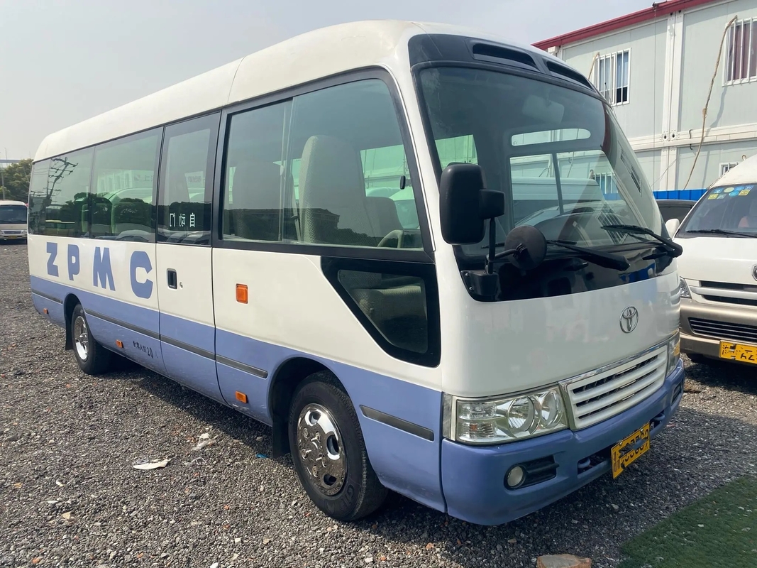 Externe Sitze Toyotas Van Second Hand SCT6702TR Schwingtür-20 benutzt Küstenmotorschiff-Ölmotor EURO II