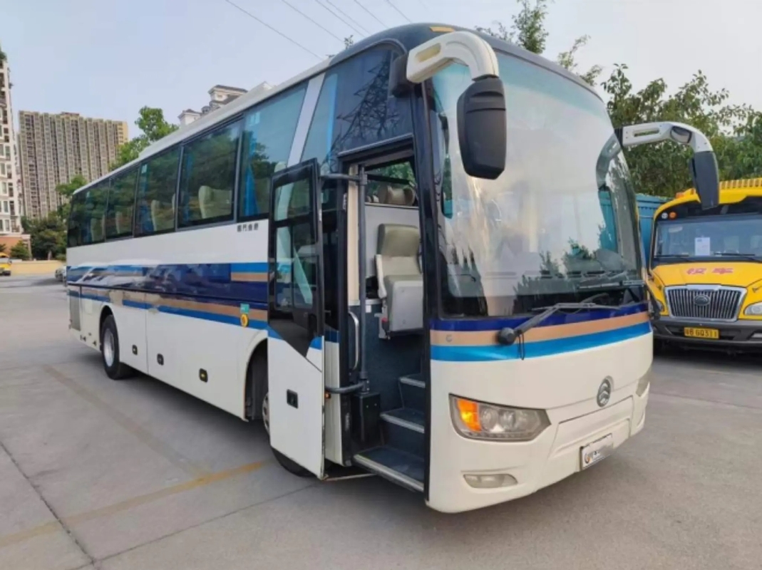 Benutzter Luxussitzeinzelne Tür-Klimaanlagen-großer Gepäckraum goldenes Dragon Bus XML6102 der bus-47