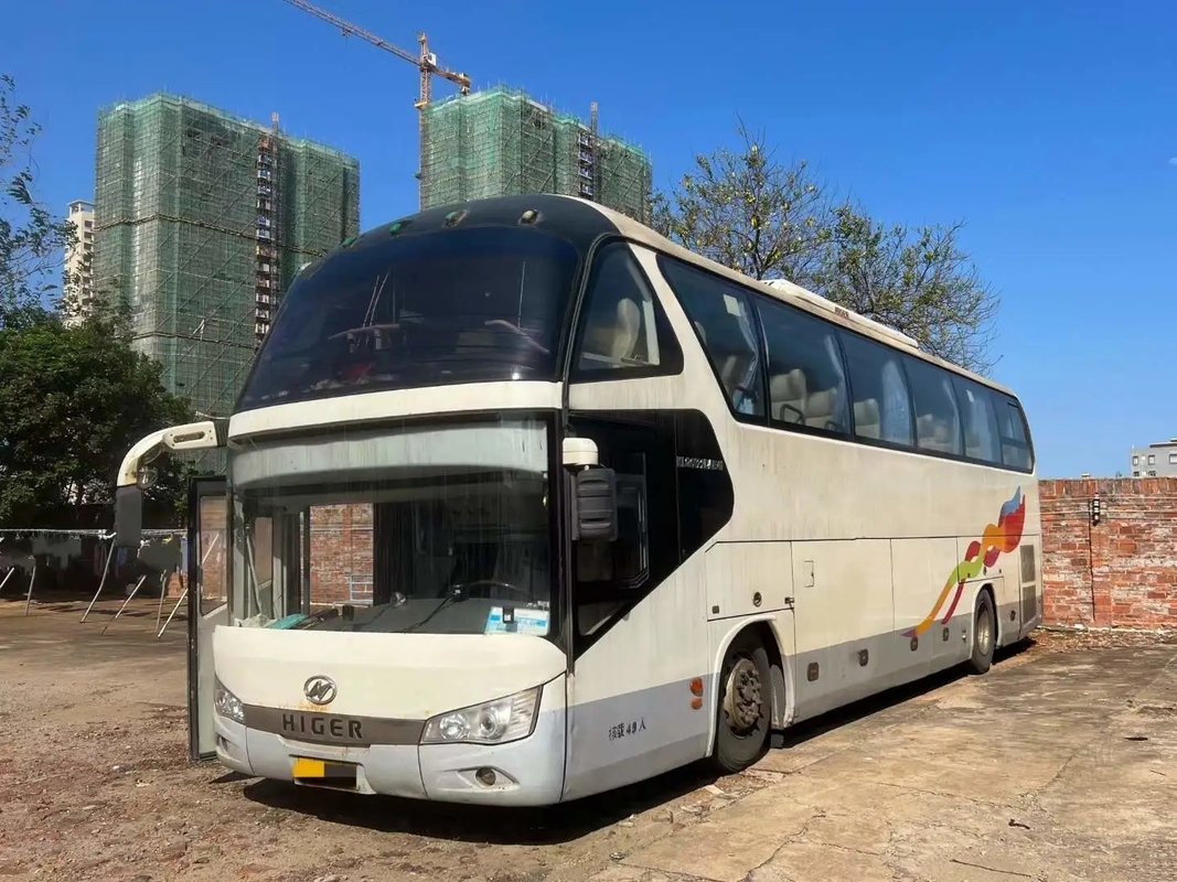Benutzte Bus-und des Zug-49 Sitzscheibenbremse-Klimaanlagen-mittleres Tür EURO IV zweite Hand höheres KLQ6122