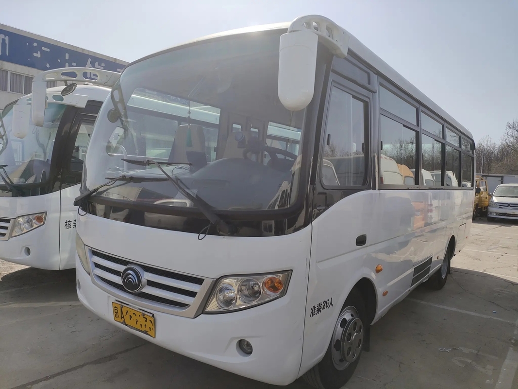 Benutzte kurze Sitze Front Engine Sliding Window der Bus-Falttür-26 7 Meter übergeben an zweiter Stelle Junge Tong Bus ZK6720D