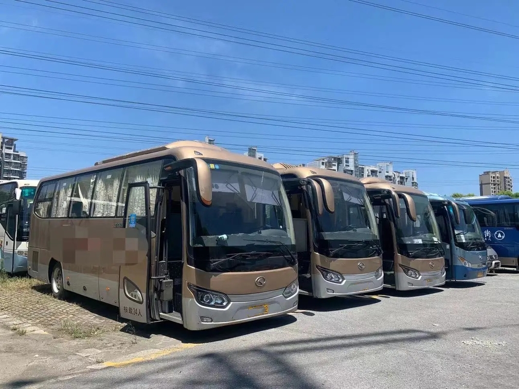 Verwendeter Trainer Bus Weichai Engine 34 setzt 2018-jährige goldene Farbe 8 Meter der 2. Hand-Kinglong XMQ6802