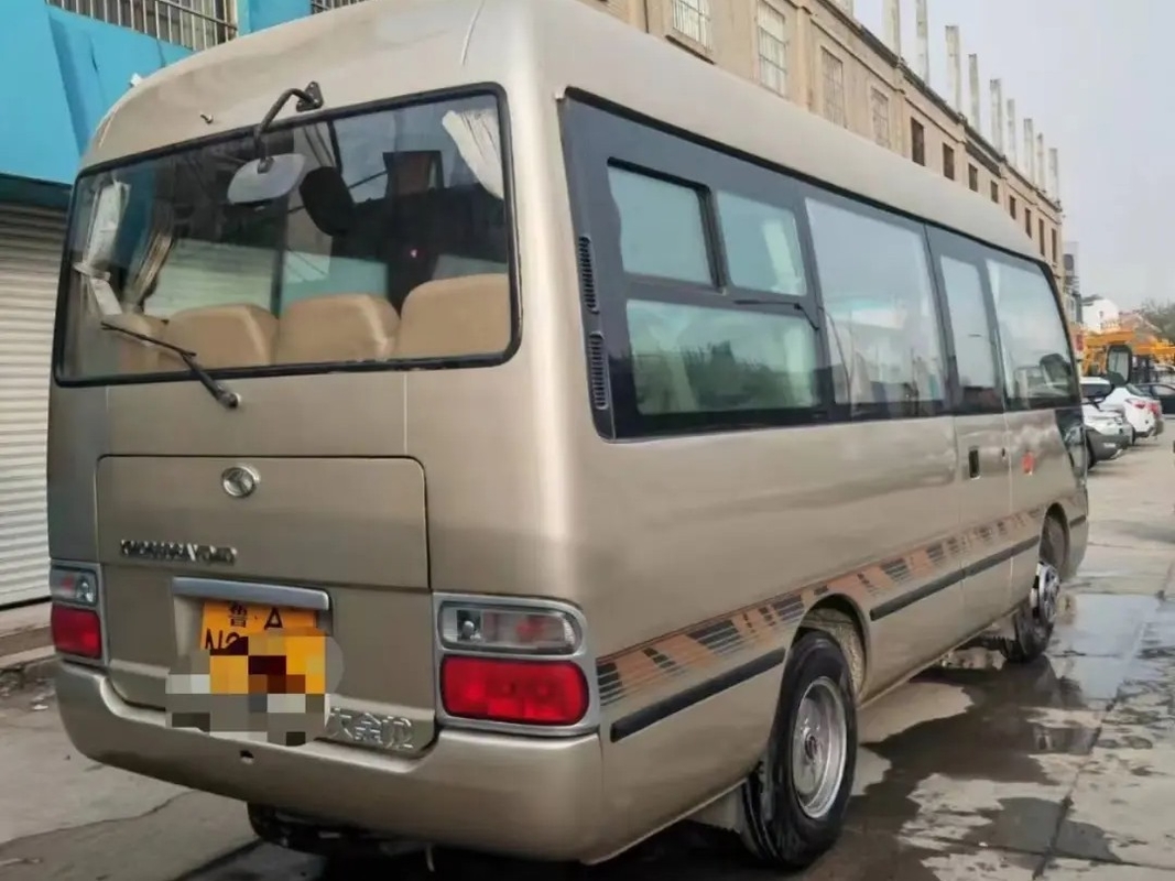 Zweite des Hand-17 Sitz-Front Engine Used Kinglong Coasters XMQ6606 Sitzer-Kleinbus-19 externe Schwingtür
