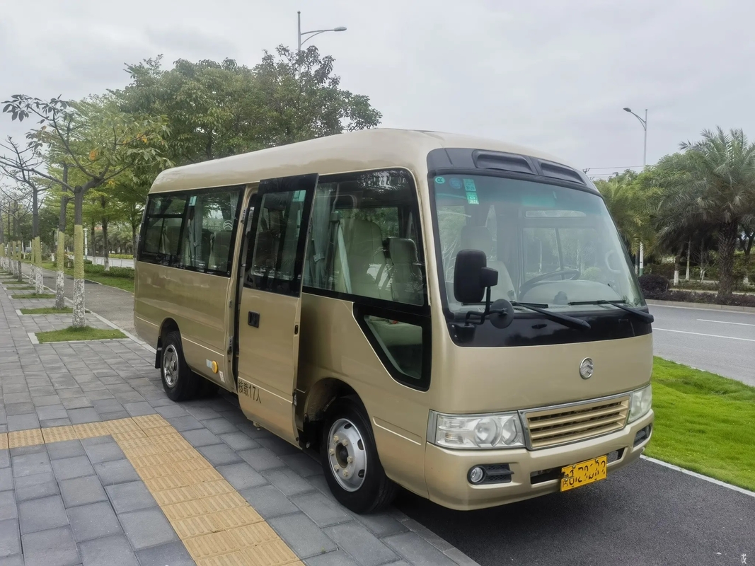 Zweite Handküstenmotorschiff 6 Meter Front Engine 19 Sitze benutzte goldene externe Schwingtür Dragon Minibuss XML6601