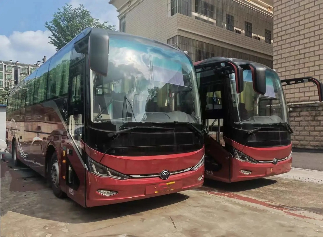 Benutzte Durchfahrt-Bus 2021-jährige der Yuchai-Maschinen-310hp 52 Tür-junge Zange ZK6117 Sitzscheibenbremse-Airbag-Suspendierungs-2