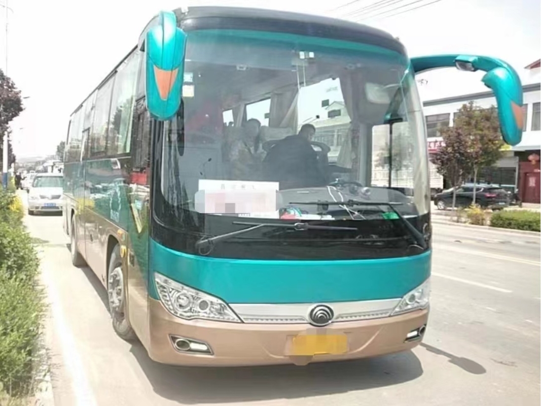 Verwendete Autobusse grünen Sitz-mittlere Beifahrertür-Klimaanlagen-2. Hand-Yutong-Bus ZK6906 der Farbe-36