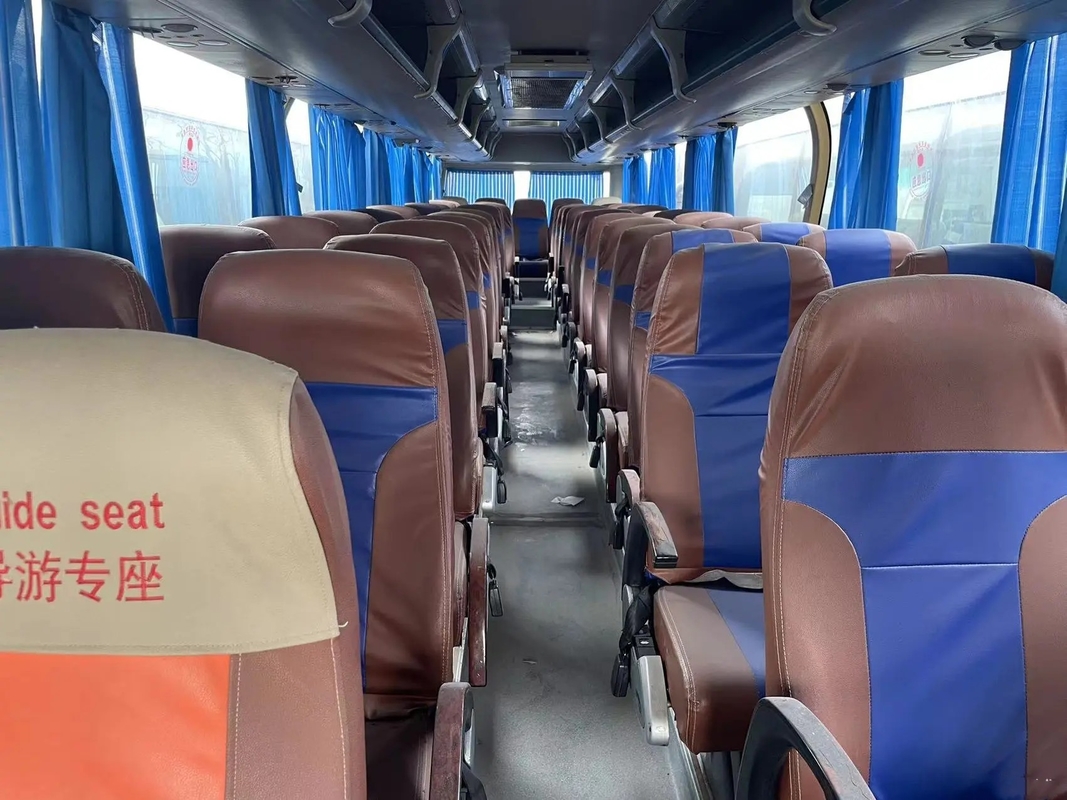 Benutzte Zylinder-Maschine Diesel- der Zug-53 Sitz-weiße Farb-einzelne der Tür-6 mit A/C 2. Hand-Beifang-Bus BFC6120